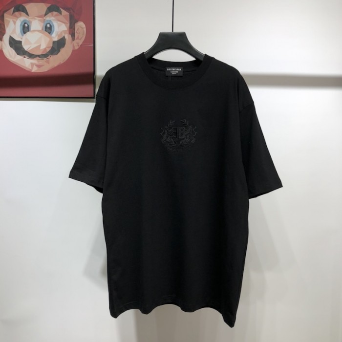 Ba*len*cia*ga lion s laurel large fit t-shirt black