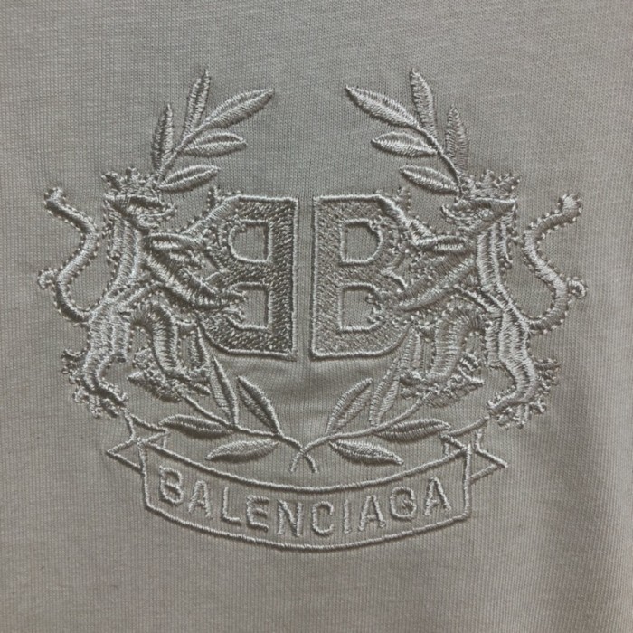 Ba*len*cia*ga lion s laurel large fit t-shirt grey
