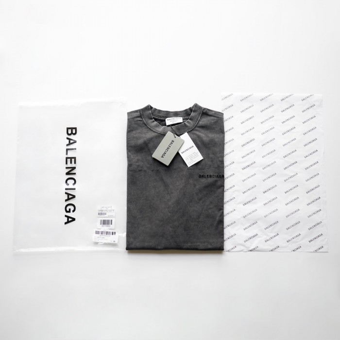 Ba*len*cia*ga logo medium fit t-shirt black