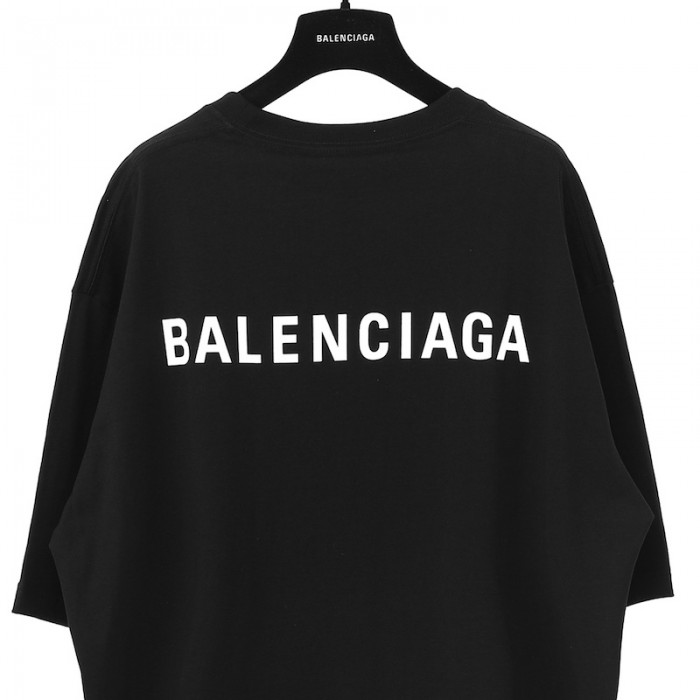 Ba*len*cia*ga logo medium fit t-shirt in black