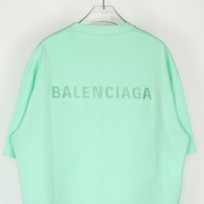 Ba*len*cia*ga logo medium fit t-shirt in green