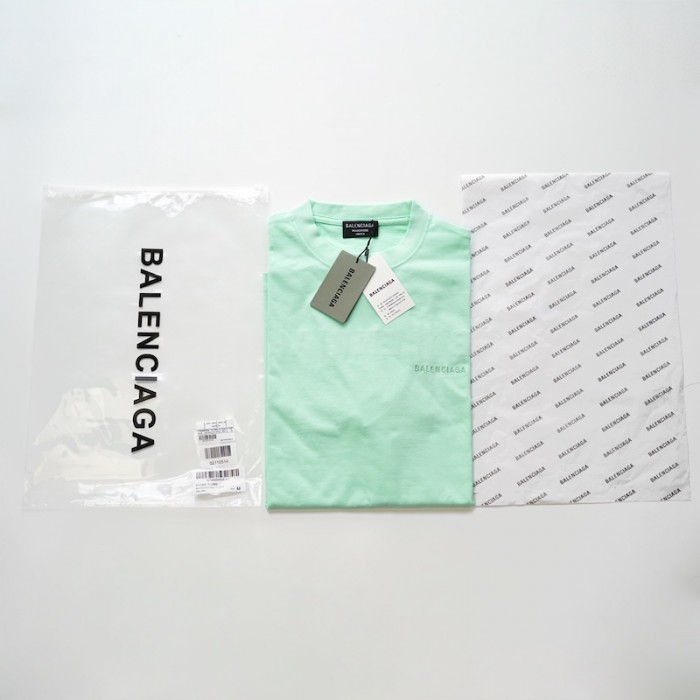 Ba*len*cia*ga logo medium fit t-shirt in green