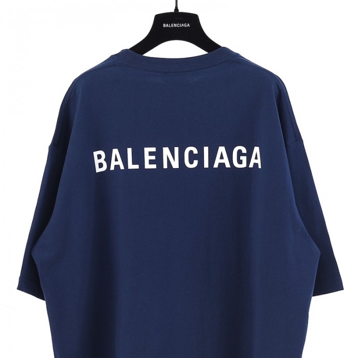 Ba*len*cia*ga logo medium fit t-shirt in navy