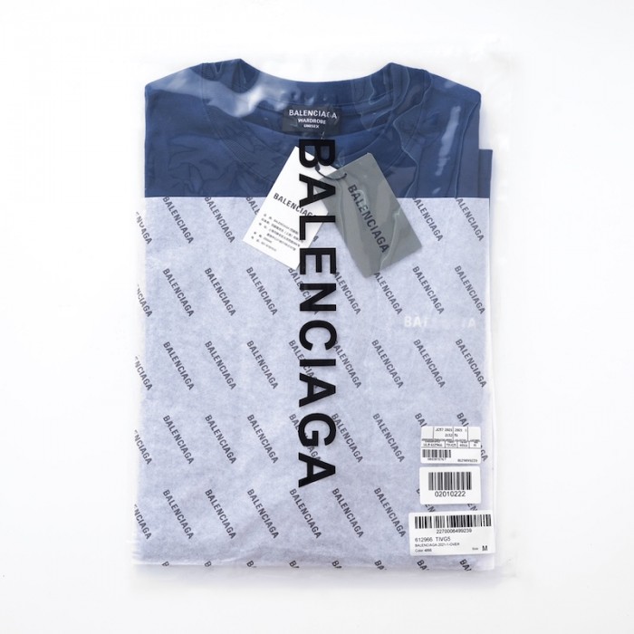 Ba*len*cia*ga logo medium fit t-shirt in navy