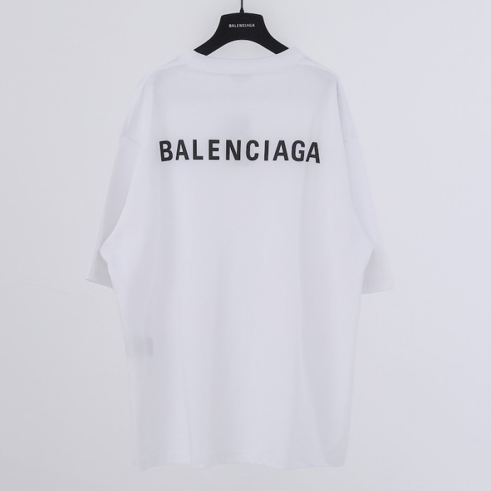 Ba*len*cia*ga logo medium fit t-shirt in white
