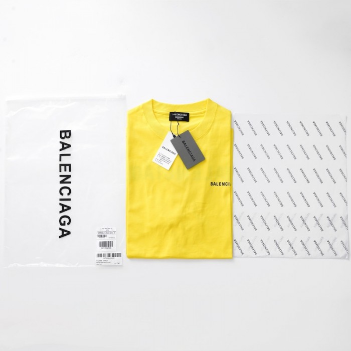 Ba*len*cia*ga logo medium fit t-shirt in yellow
