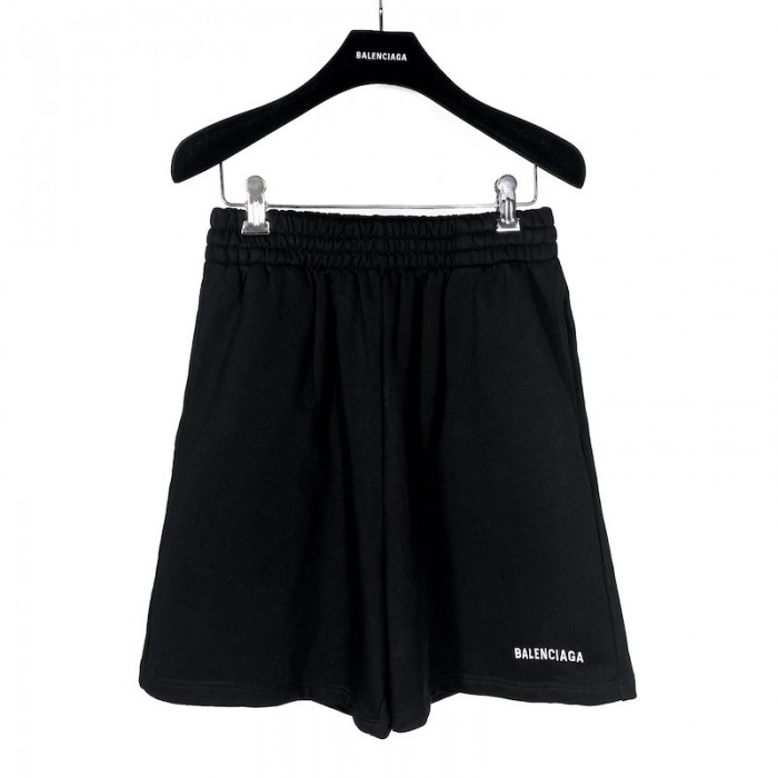 Ba*len*cia*ga logo medium fit short in black