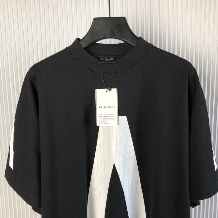 Ba*len*cia*ga music archive series connected t-shirt oversized in black