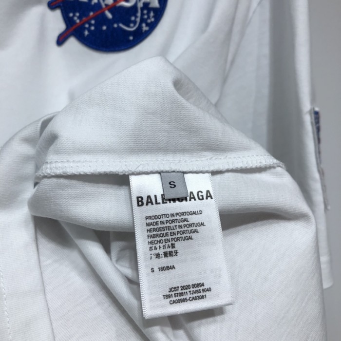 Ba*len*cia*ga x nasa oversize t shirt white