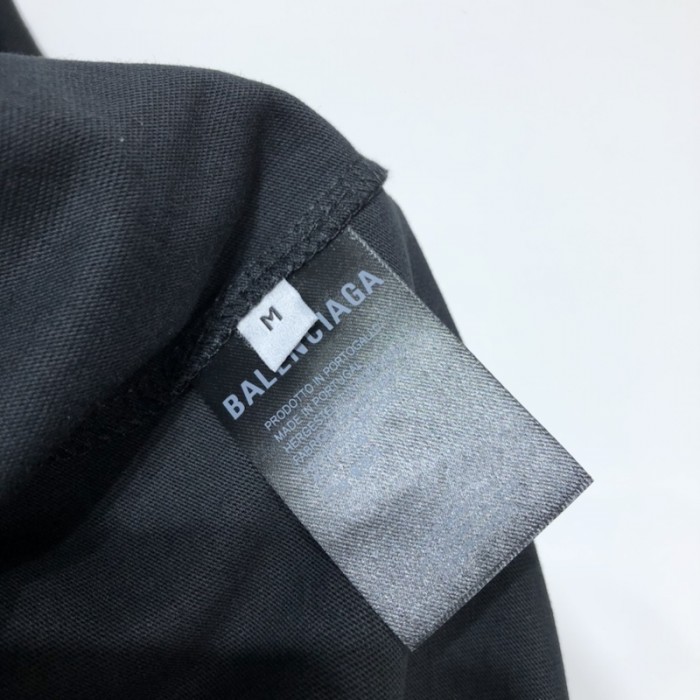 Ba*len*cia*ga real Ba*len*cia*ga medium fit t shirt black