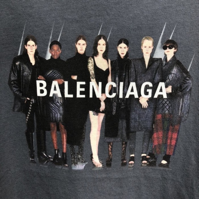 Ba*len*cia*ga real Ba*len*cia*ga medium fit t shirt grey