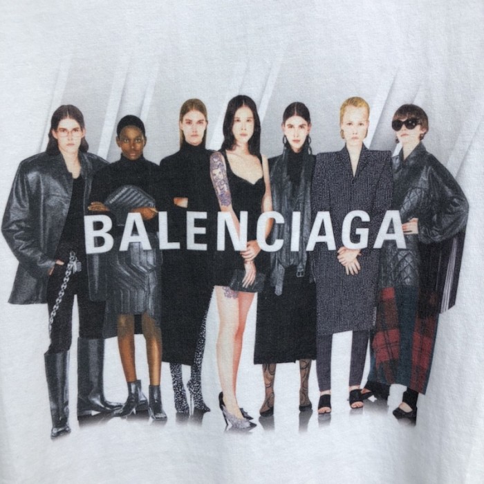 Ba*len*cia*ga real Ba*len*cia*ga medium fit t shirt white