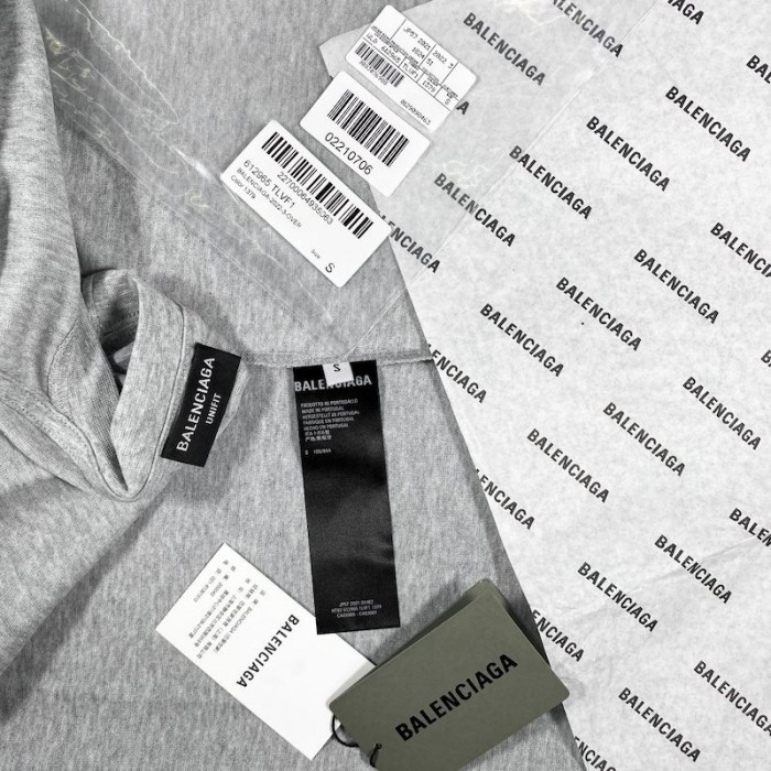 Ba*len*cia*ga slime t-shirt medium fit in grey
