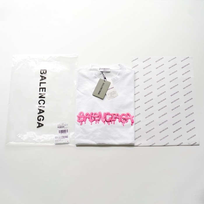 Ba*len*cia*ga slime t-shirt medium fit in white