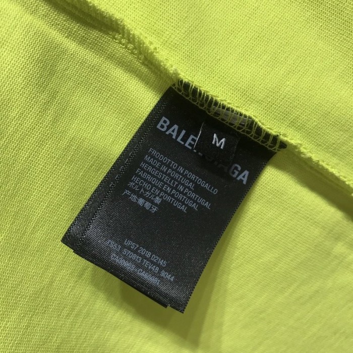 Ba*len*cia*ga oversized small logo t-shirt yellow