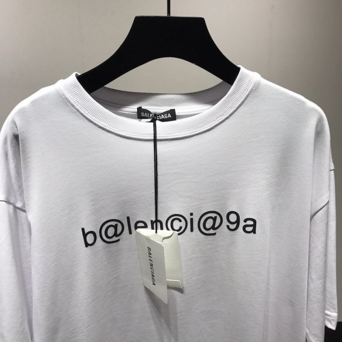 Ba*len*cia*ga symbolic large fit t-shirt white