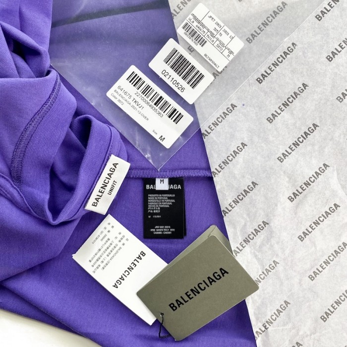 Ba*len*cia*ga unity t-shirt large fit in purple