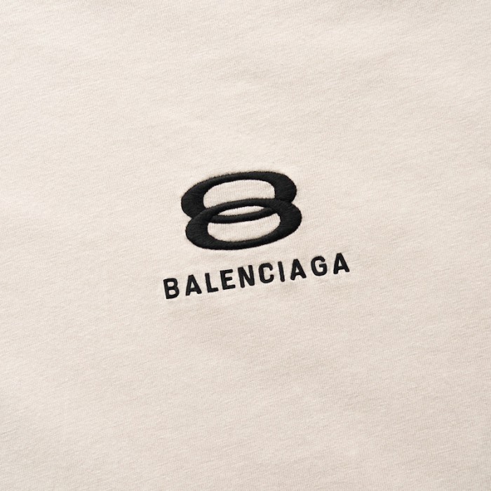 Ba*len*cia*ga unity t-shirt large fit in white