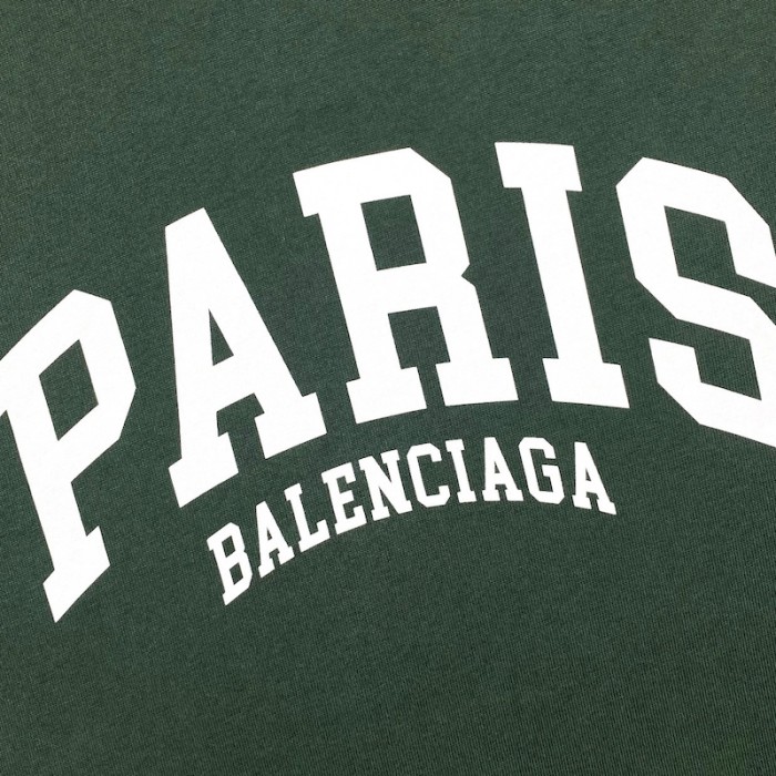 Ba*len*cia*ga cities paris t-shirt medium fit in green