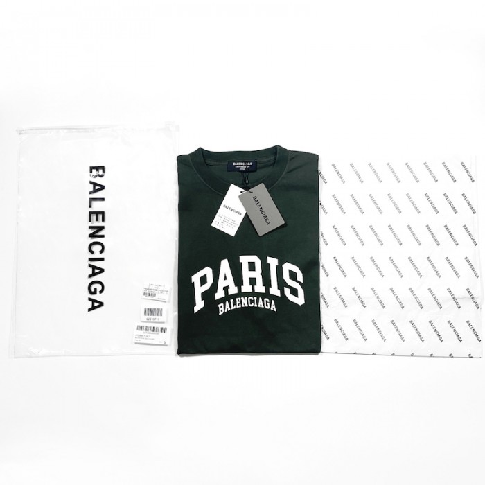 Ba*len*cia*ga cities paris t-shirt medium fit in green