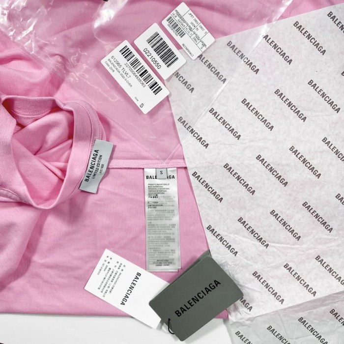 Ba*len*cia*ga cities paris t-shirt medium fit in pink