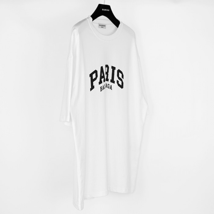 Ba*len*cia*ga cities paris t-shirt medium fit in white