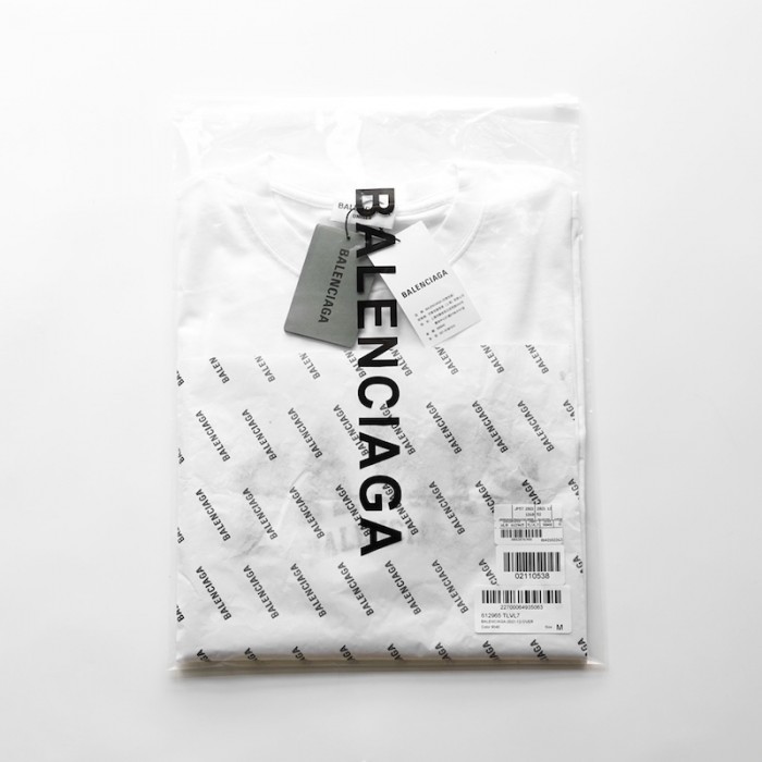 Ba*len*cia*ga cities paris t-shirt medium fit in white