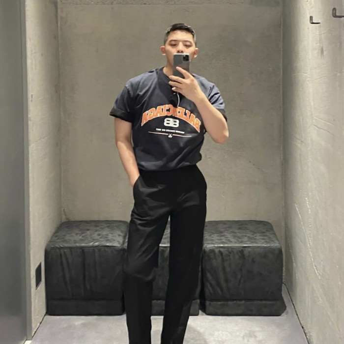 maison Ba*len*cia*ga t-shirt medium fit in black