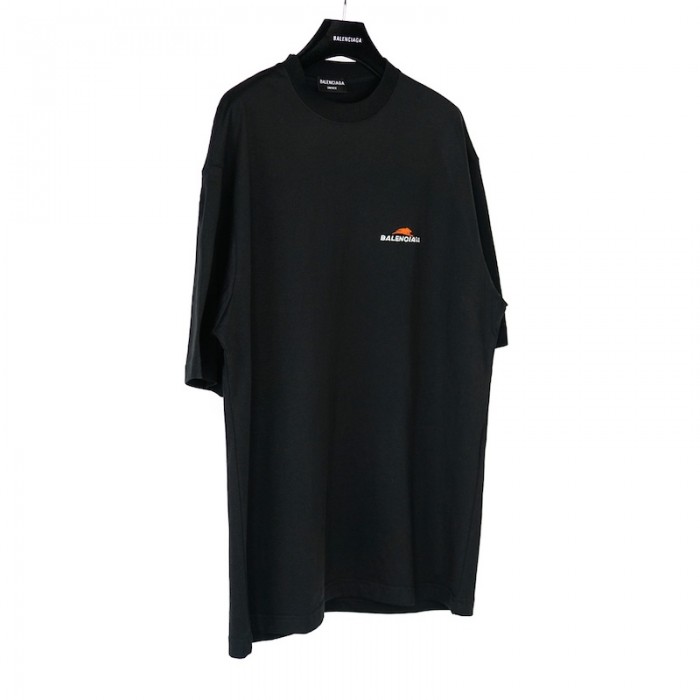 Ba*len*cia*ga year of the tiger t-shirt medium fit in black