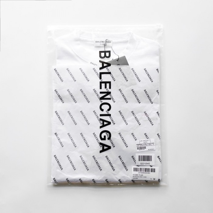 Ba*len*cia*ga year of the tiger t-shirt medium fit in white