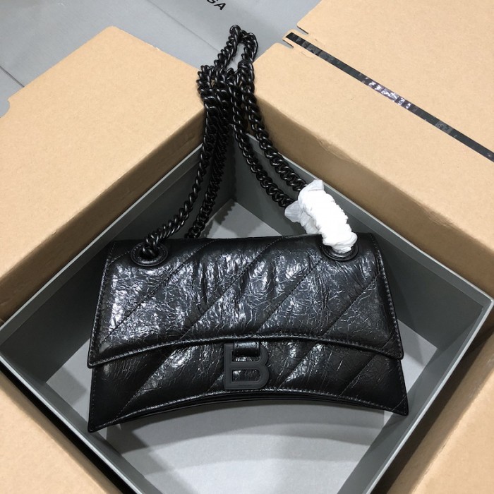 Ba*len*cia*ga women''s crush small chain bag quilted in black