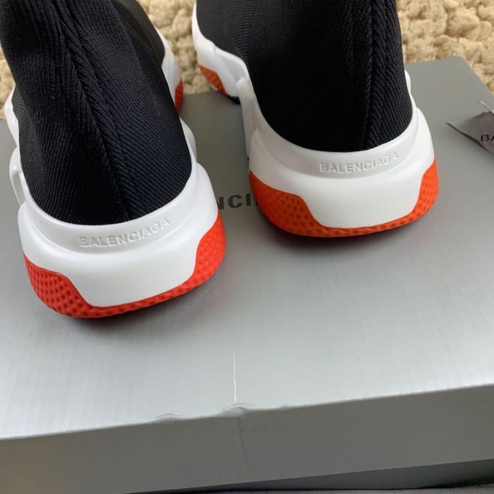 Ba*len*cia*ga speed sneakers black with red