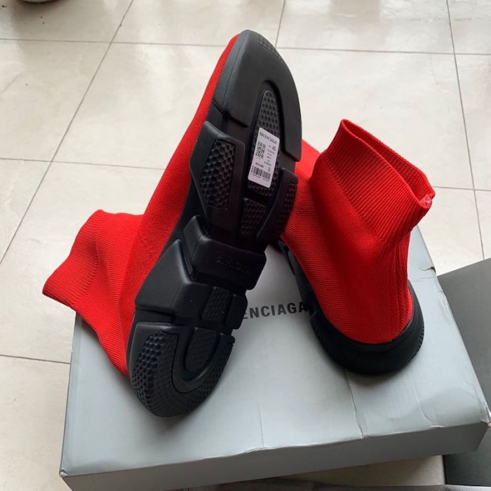 Ba*len*cia*ga speed sneakers red with black