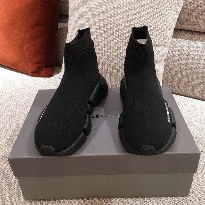 Ba*len*cia*ga speed clear sole sneakers black color