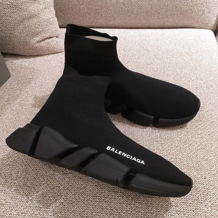Ba*len*cia*ga speed clear sole sneakers black color
