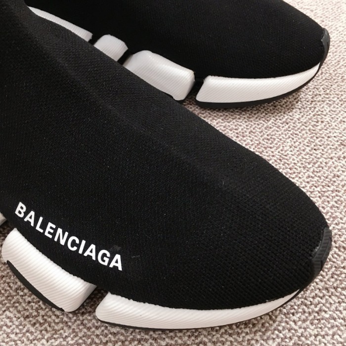 Ba*len*cia*ga speed clear sole sneakers black / white