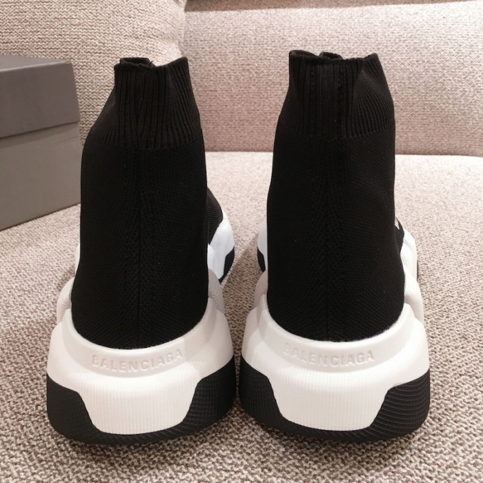 Ba*len*cia*ga speed clear sole sneakers black / white