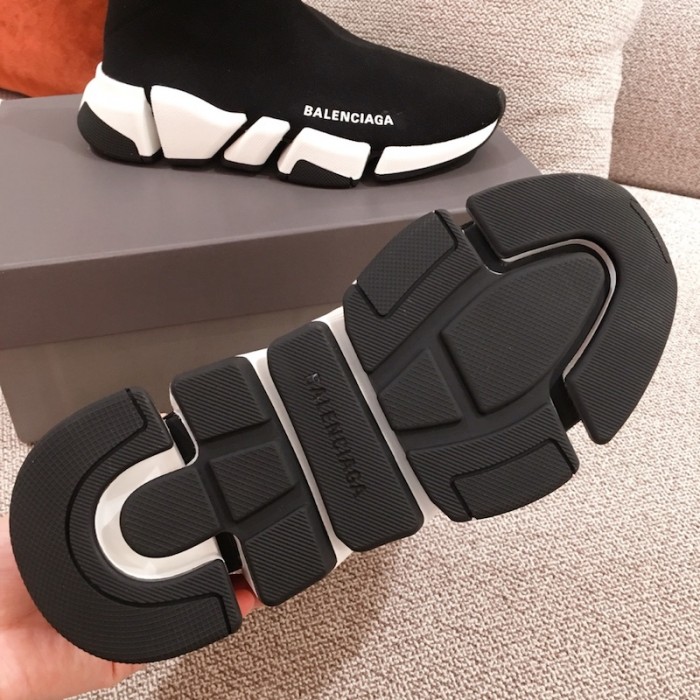 Ba*len*cia*ga speed clear sole sneakers black / white