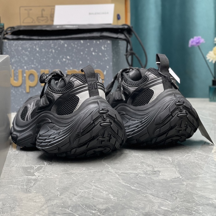 Ba*len*cia*ga 10xl sneaker in black
