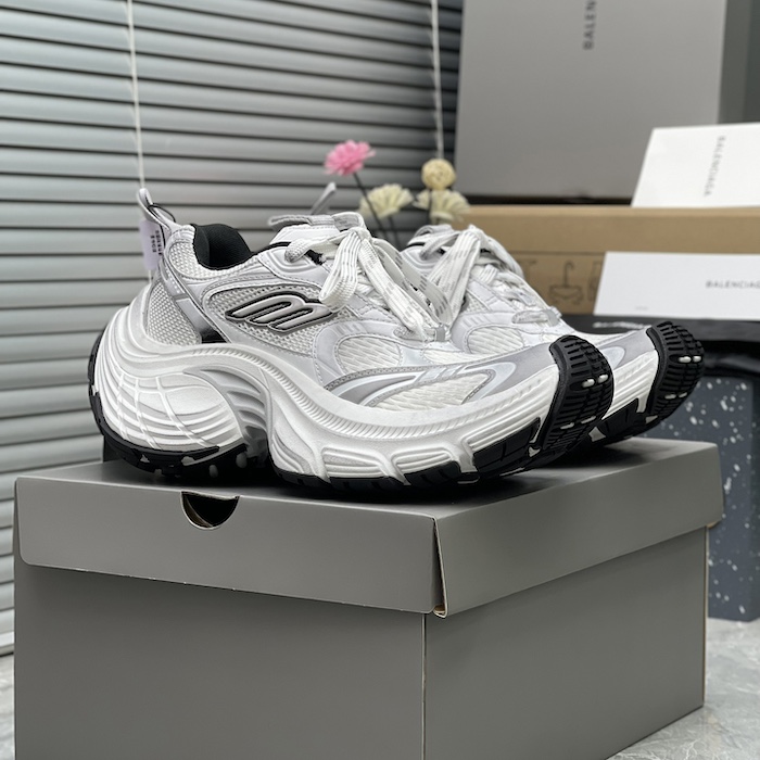 Ba*len*cia*ga 10xl sneaker in white