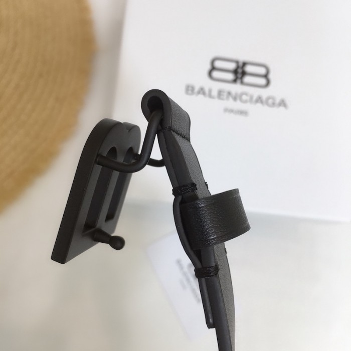 Ba*len*cia*ga hourglass thin belt black / black