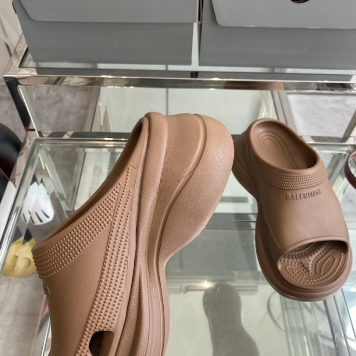 Ba*len*cia*ga pool crocs™ slide sandal in brown