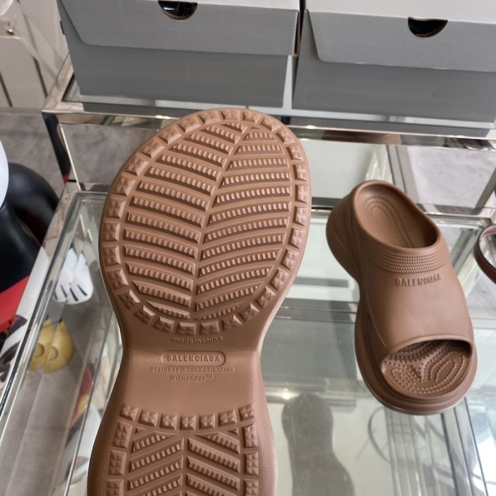 Ba*len*cia*ga pool crocs™ slide sandal in brown