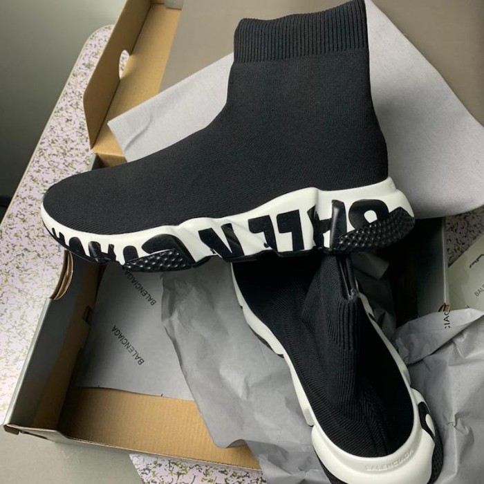 Ba*len*cia*ga speed sneakers graffiti black / white