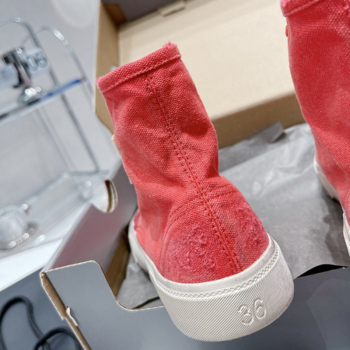Ba*len*cia*ga paris high top sneaker in red