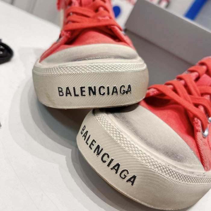 Ba*len*cia*ga paris sneaker mule in red