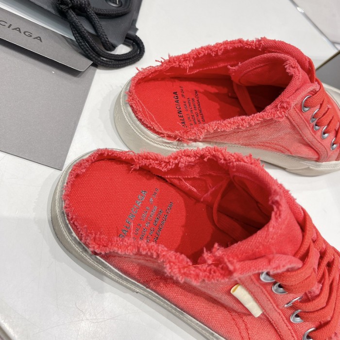 Ba*len*cia*ga paris sneaker mule in red