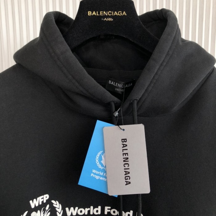 Ba*len*cia*ga wfp hoodie medium fit in black