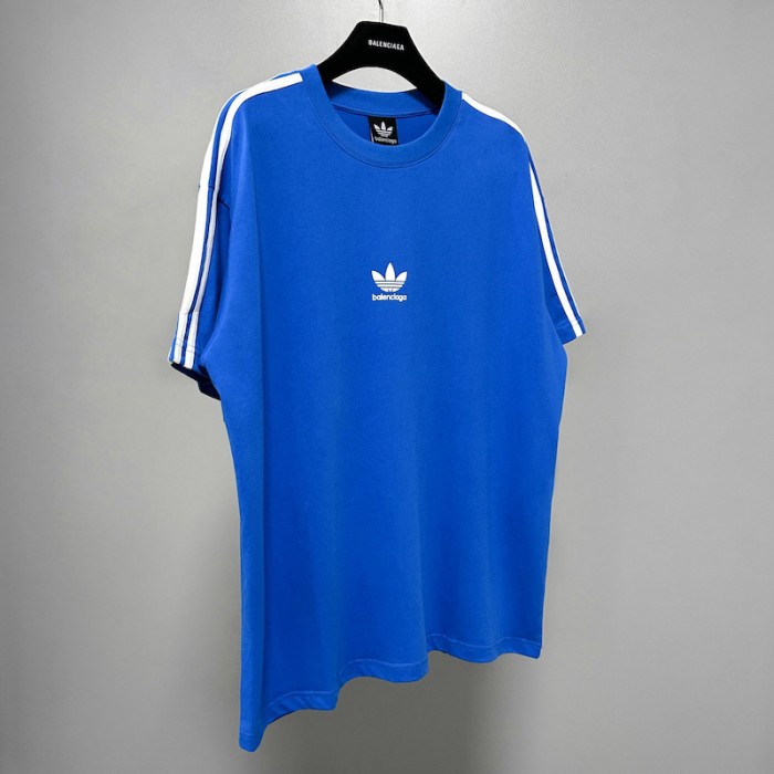 Ba*len*cia*ga / ad*s t-shirt oversized in blue