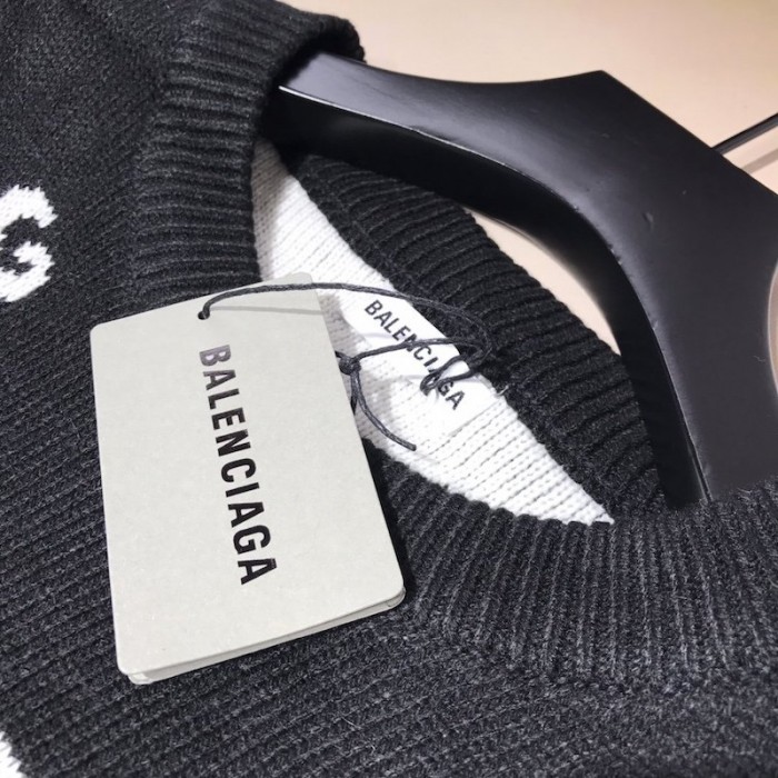 Ba*len*cia*ga allover logo crewneck sweater black / white